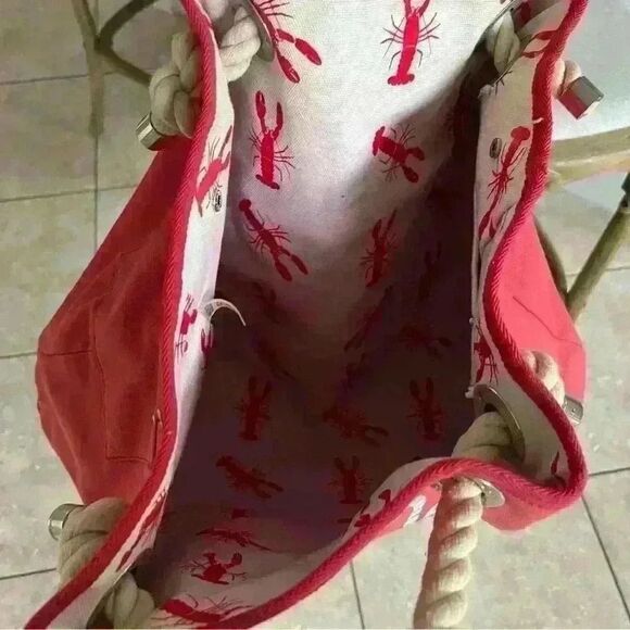 WILDFOX YACHT CLUB REVERSIBLE BEACH TOTE - Picture 5 of 8